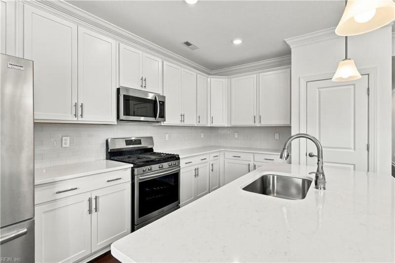Photo 8 of 23 residential for sale in Chesapeake virginia Photo 8 of 23 residential for sale in Chesapeake virginia