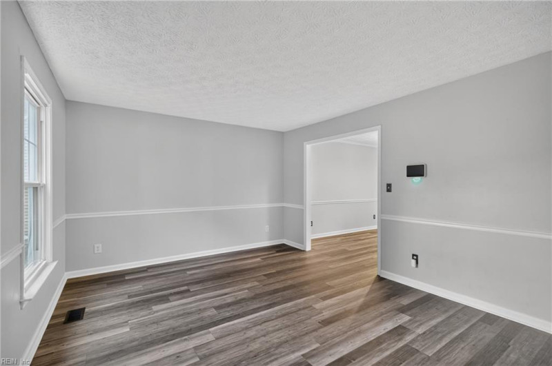 Photo 15 of 44 residential for sale in Newport News virginia
