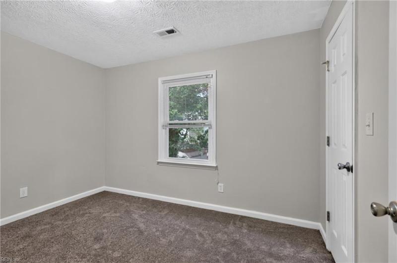 Photo 31 of 44 residential for sale in Newport News virginia