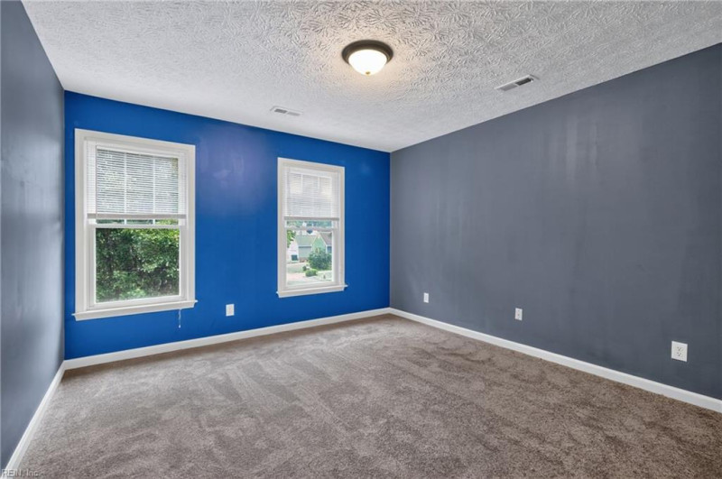 Photo 34 of 44 residential for sale in Newport News virginia