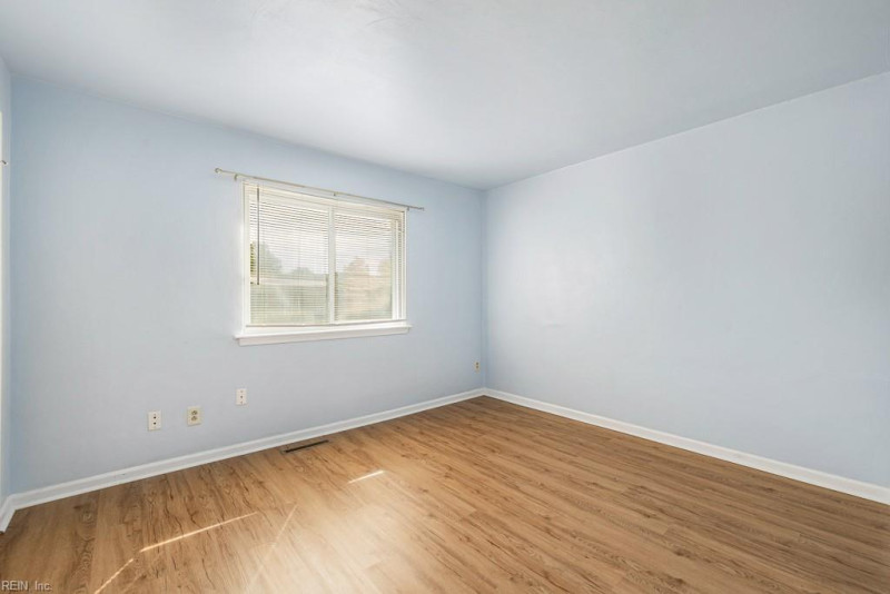 Photo 25 of 33 residential for sale in Virginia Beach virginia