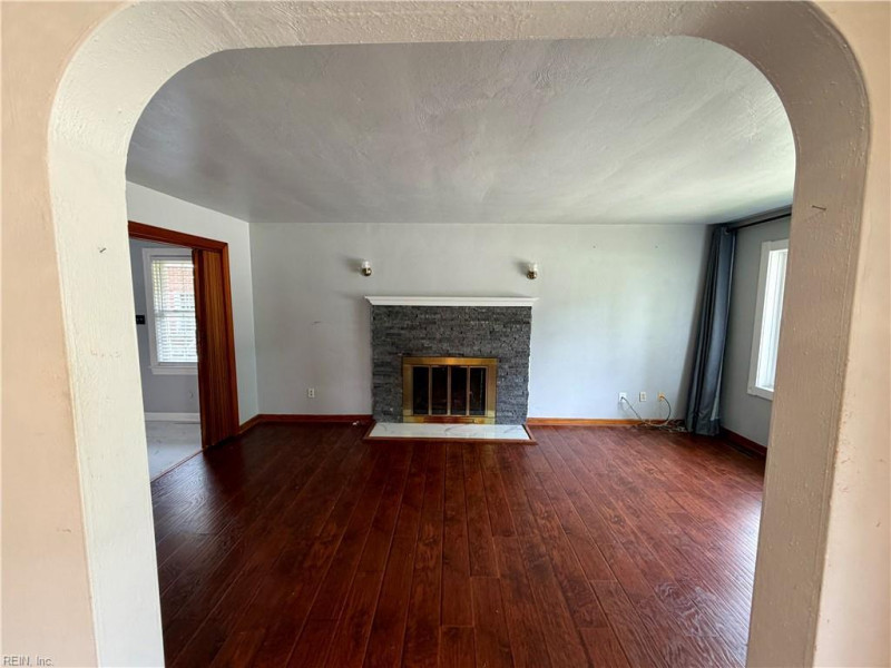 Photo 6 of 36 residential for sale in Hampton virginia Photo 6 of 36 residential for sale in Hampton virginia