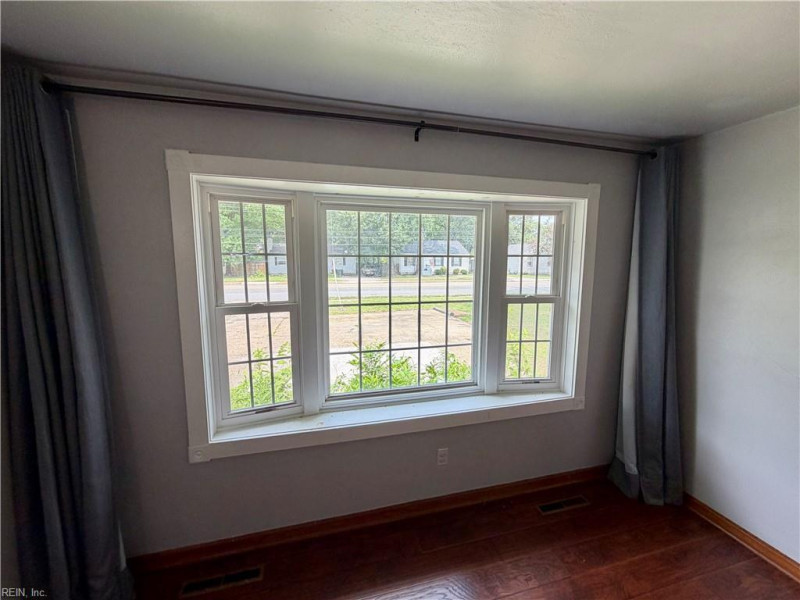 Photo 8 of 36 residential for sale in Hampton virginia Photo 8 of 36 residential for sale in Hampton virginia