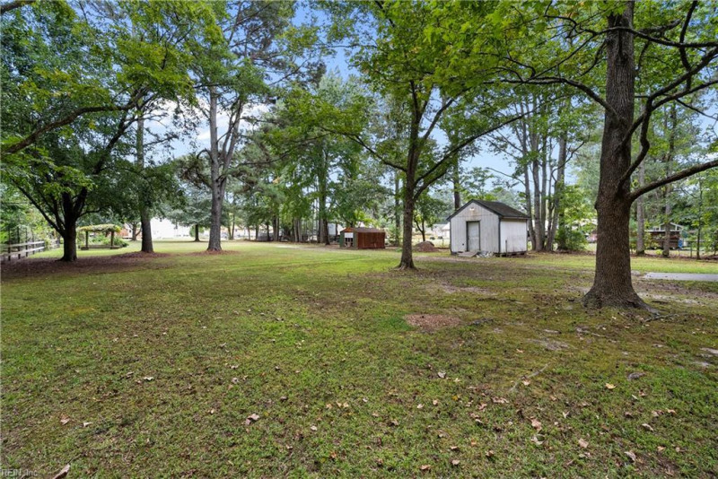 Photo 13 of 50 residential for sale in Chesapeake virginia
