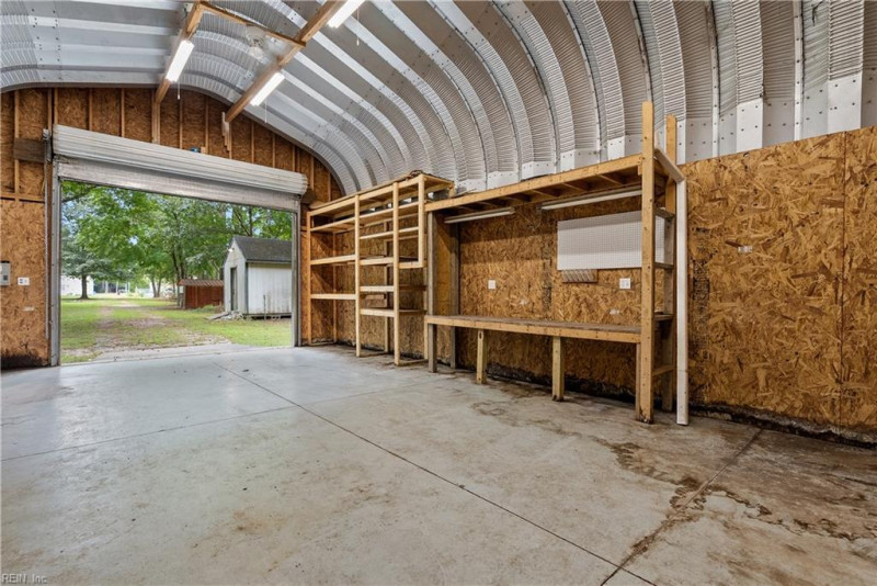 Photo 15 of 50 residential for sale in Chesapeake virginia