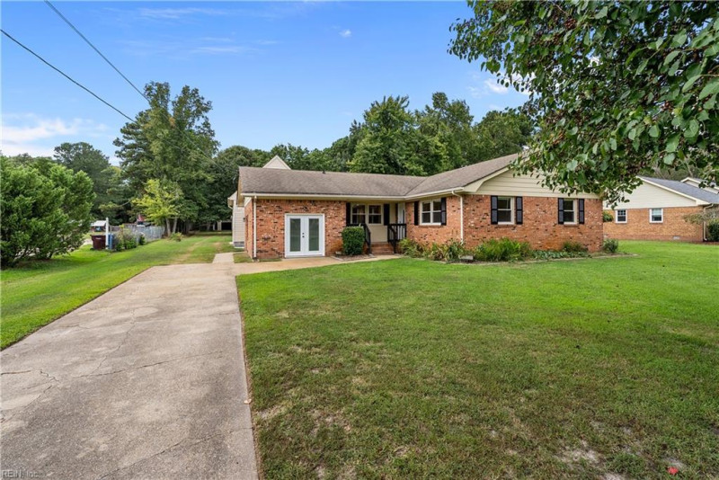 Photo 2 of 50 residential for sale in Chesapeake virginia
