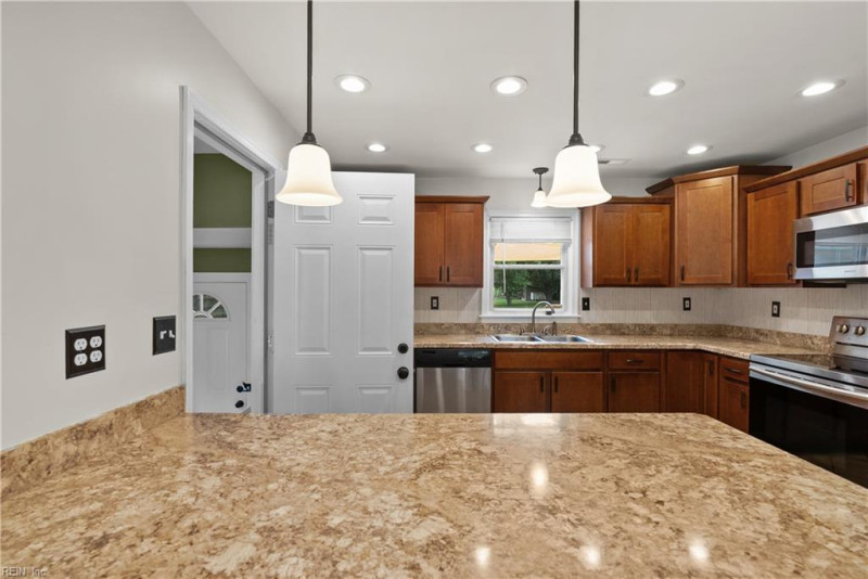 Photo 24 of 50 residential for sale in Chesapeake virginia