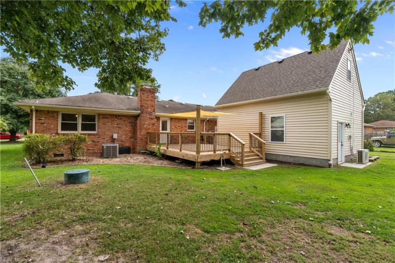Photo 4 of 50 residential for sale in Chesapeake virginia