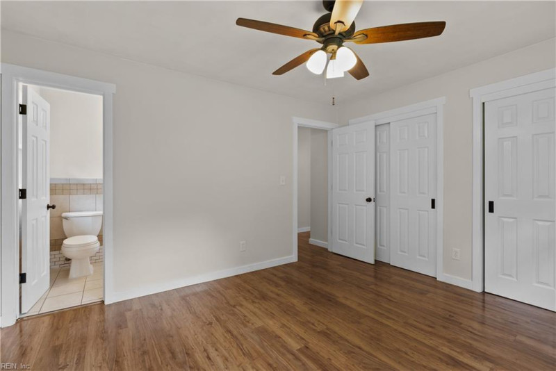 Photo 44 of 50 residential for sale in Chesapeake virginia