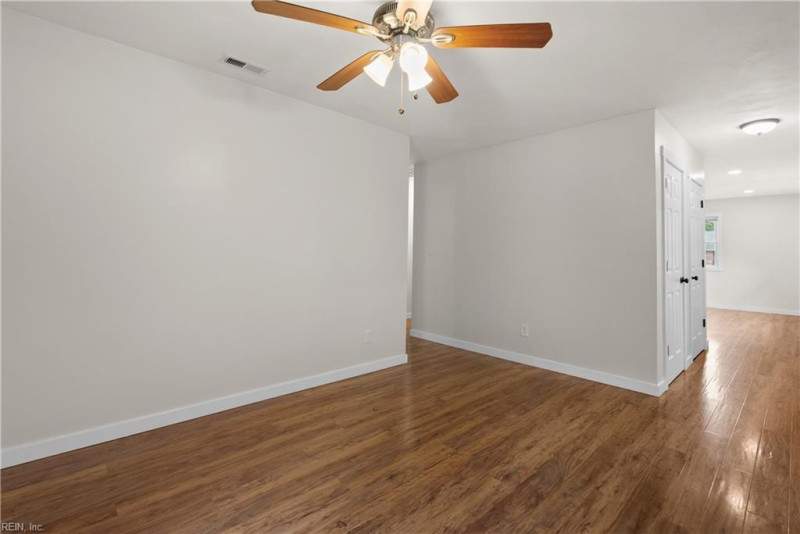 Photo 47 of 50 residential for sale in Chesapeake virginia