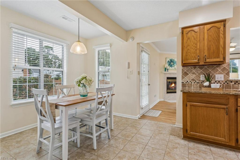 Photo 19 of 50 residential for sale in York County virginia