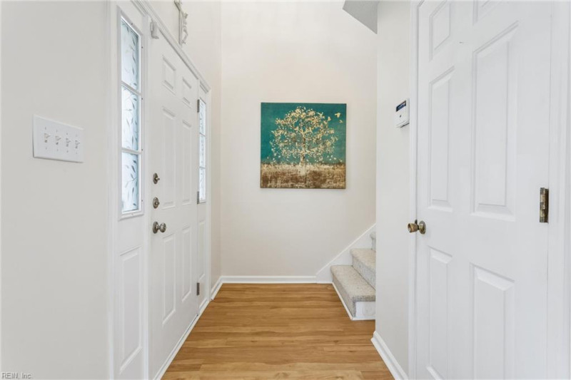 Photo 3 of 50 residential for sale in York County virginia