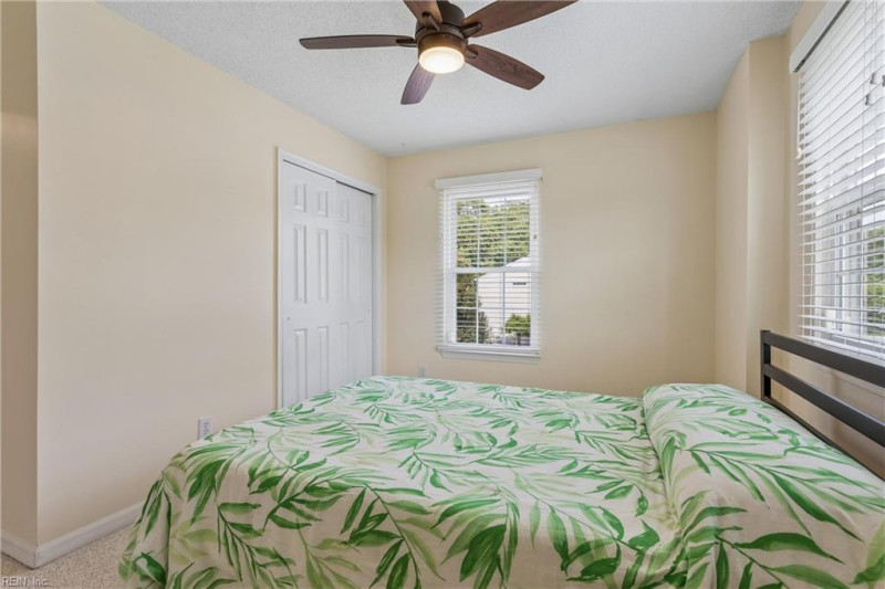 Photo 38 of 50 residential for sale in York County virginia