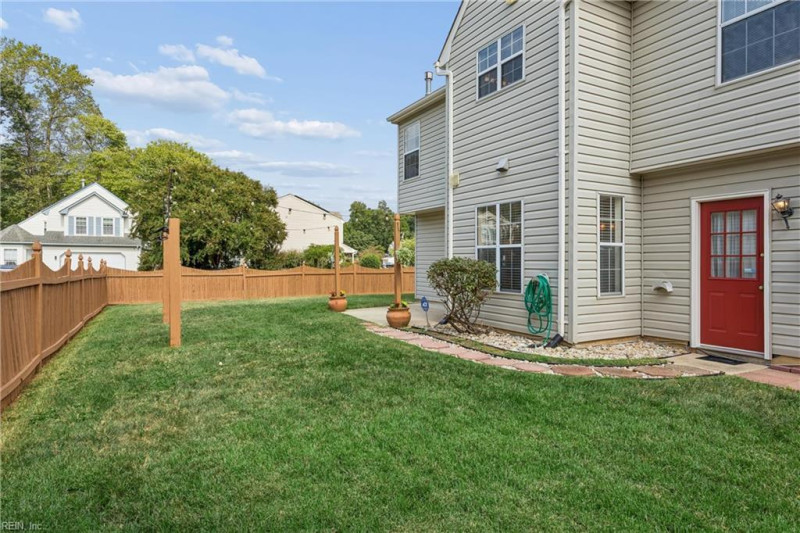 Photo 41 of 50 residential for sale in York County virginia