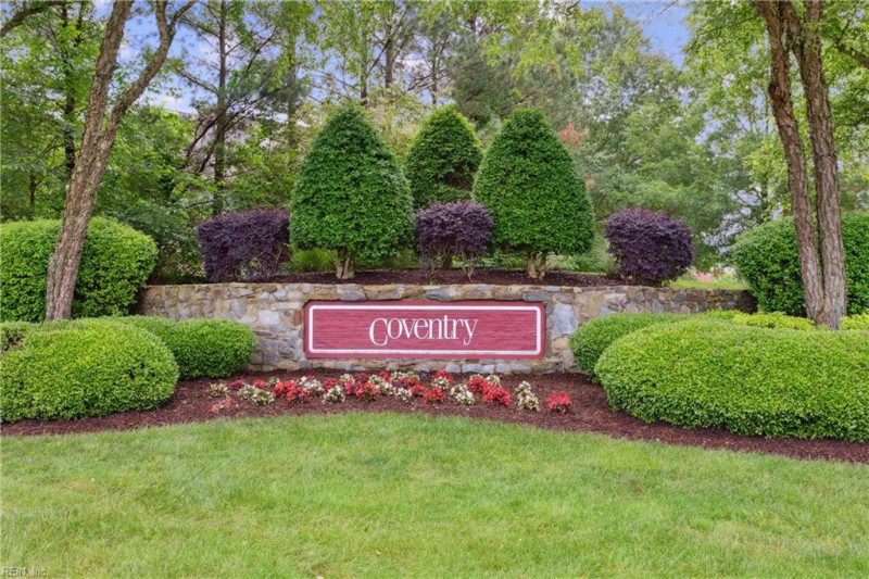 Photo 45 of 50 residential for sale in York County virginia
