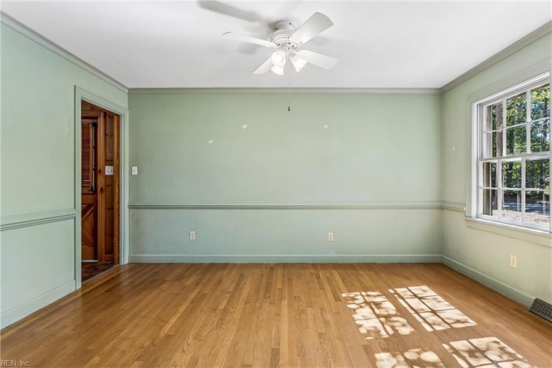Photo 10 of 45 residential for sale in Newport News virginia