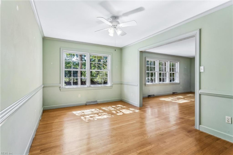 Photo 12 of 45 residential for sale in Newport News virginia