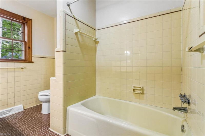 Photo 26 of 45 residential for sale in Newport News virginia