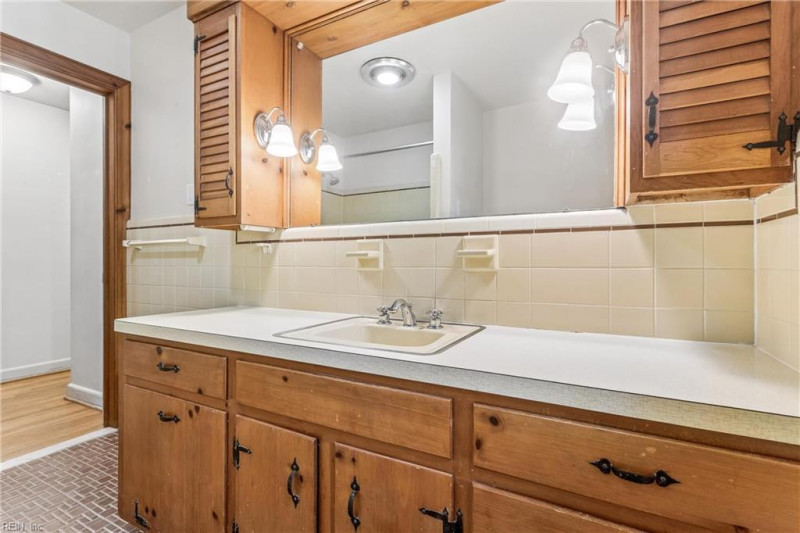 Photo 27 of 45 residential for sale in Newport News virginia