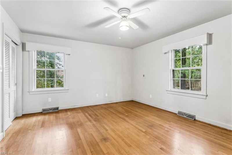 Photo 32 of 45 residential for sale in Newport News virginia