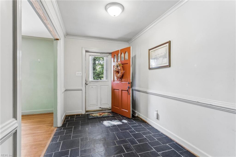 Photo 5 of 45 residential for sale in Newport News virginia