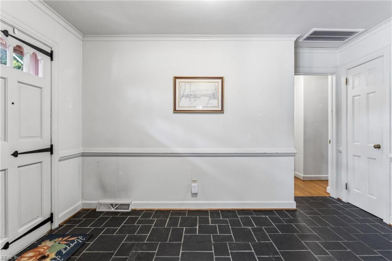 Photo 6 of 45 residential for sale in Newport News virginia