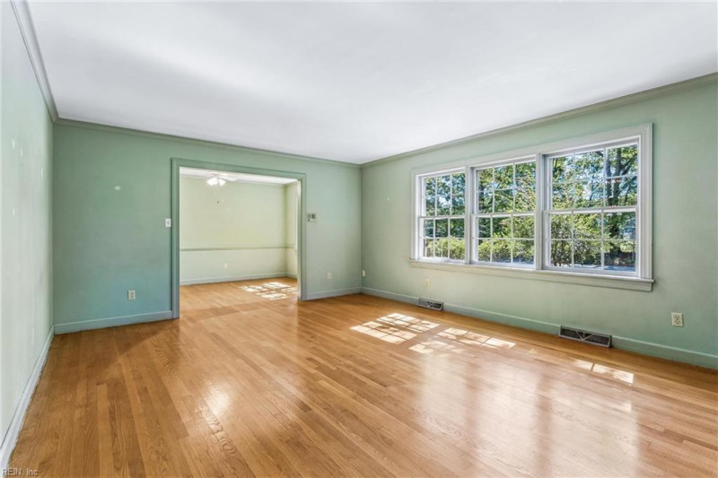 Photo 8 of 45 residential for sale in Newport News virginia