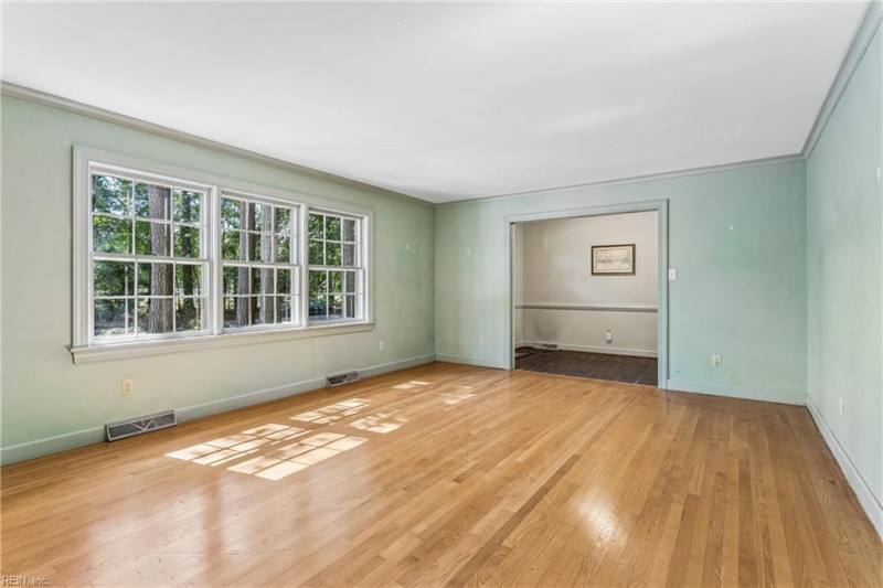 Photo 9 of 45 residential for sale in Newport News virginia