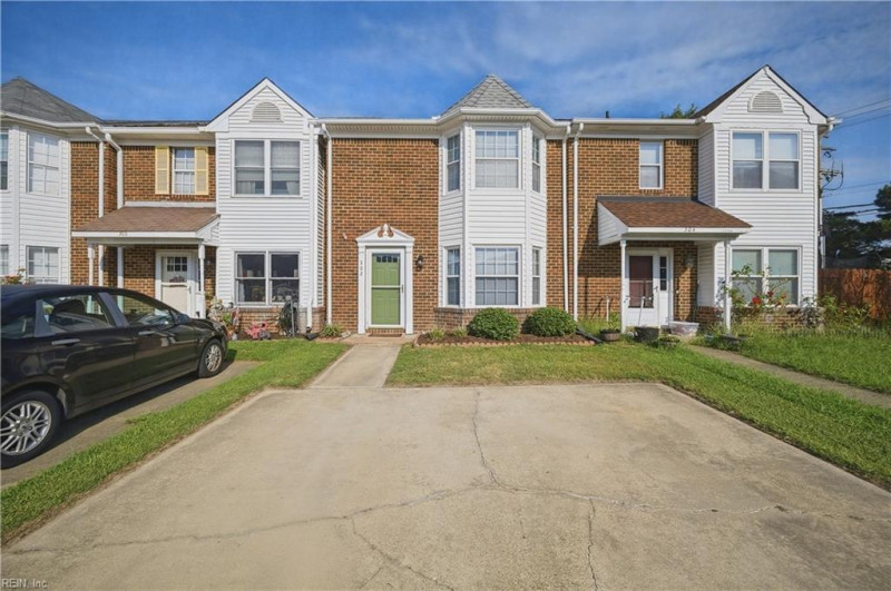 Photo 1 of 35 residential for sale in Chesapeake virginia Photo 1 of 35 residential for sale in Chesapeake virginia