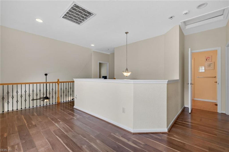Photo 29 of 50 residential for sale in Chesapeake virginia