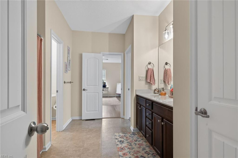 Photo 35 of 50 residential for sale in Chesapeake virginia