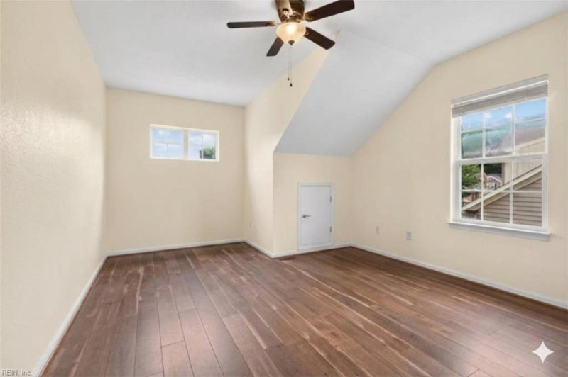 Photo 44 of 50 residential for sale in Chesapeake virginia