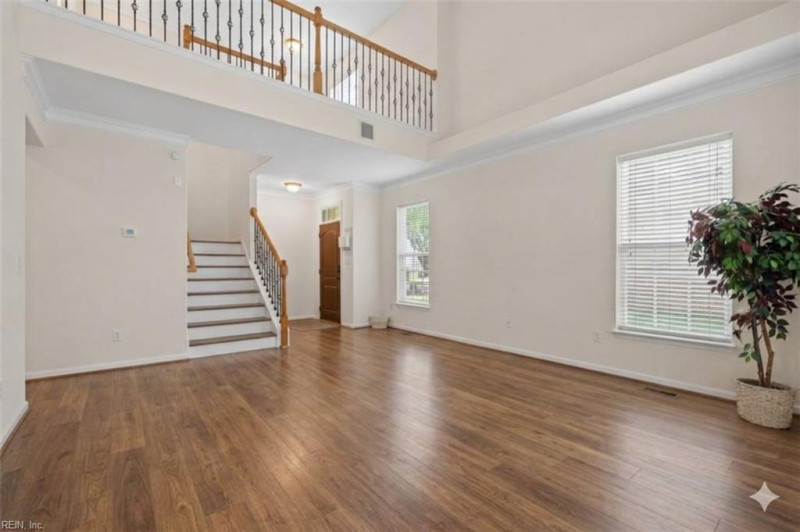 Photo 5 of 50 residential for sale in Chesapeake virginia