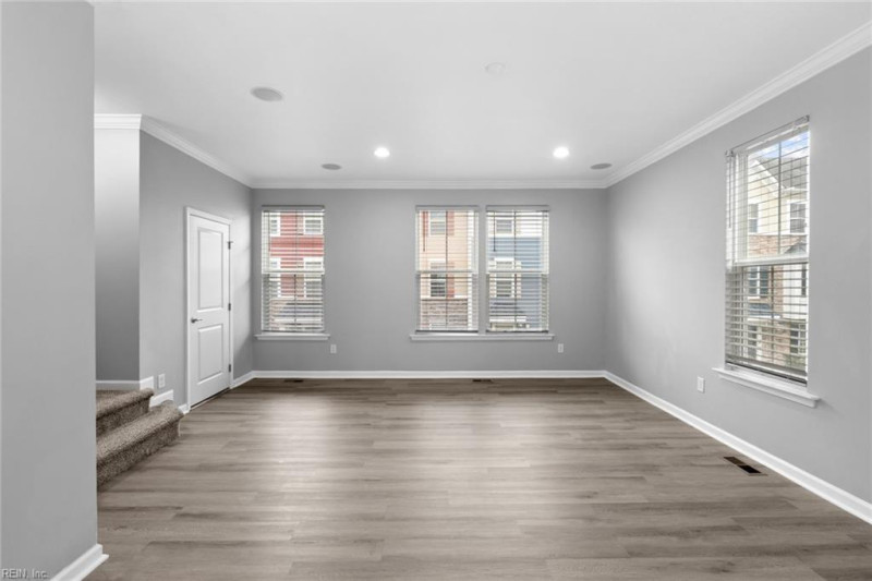 Photo 14 of 35 residential for sale in Chesapeake virginia