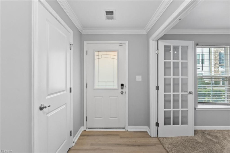 Photo 27 of 35 residential for sale in Chesapeake virginia
