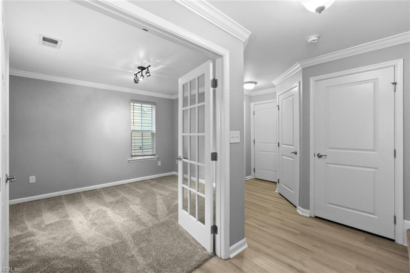Photo 28 of 35 residential for sale in Chesapeake virginia