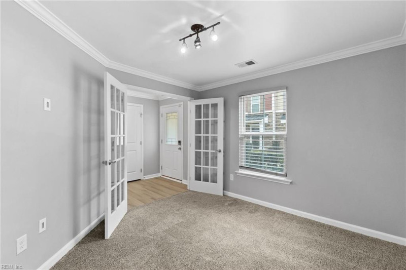 Photo 30 of 35 residential for sale in Chesapeake virginia