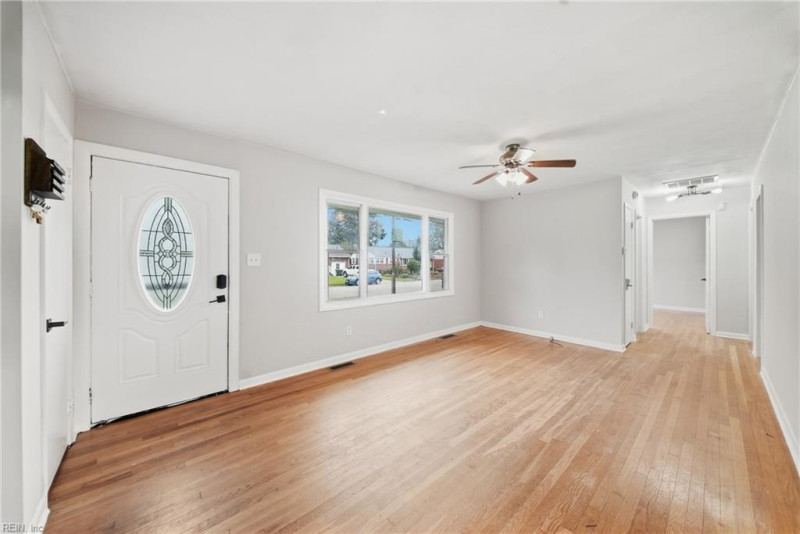 Photo 3 of 24 residential for sale in Hampton virginia Photo 3 of 24 residential for sale in Hampton virginia