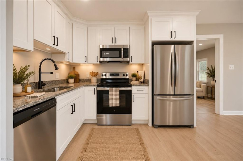 Photo 12 of 45 residential for sale in Chesapeake virginia