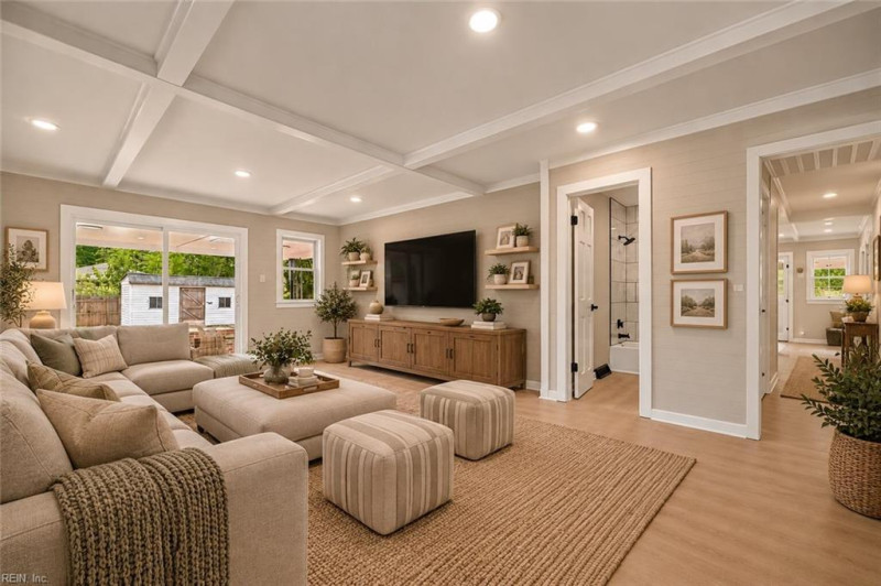 Photo 17 of 45 residential for sale in Chesapeake virginia