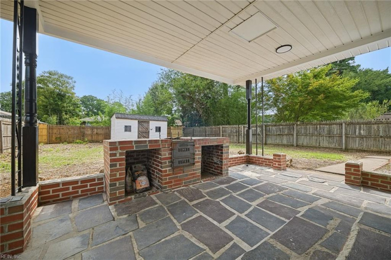 Photo 37 of 45 residential for sale in Chesapeake virginia