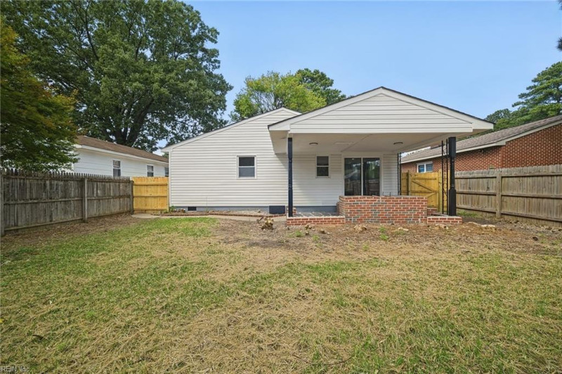 Photo 39 of 45 residential for sale in Chesapeake virginia