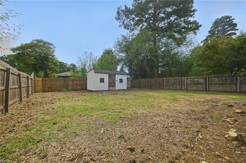 Photo 41 of 45 residential for sale in Chesapeake virginia