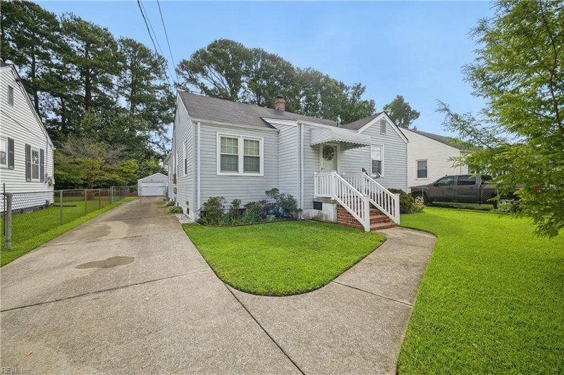 Photo 1 of 39 residential for sale in Chesapeake virginia Photo 1 of 39 residential for sale in Chesapeake virginia