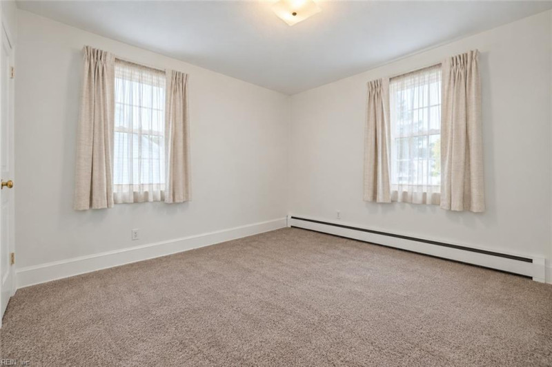 Photo 8 of 39 residential for sale in Chesapeake virginia Photo 8 of 39 residential for sale in Chesapeake virginia