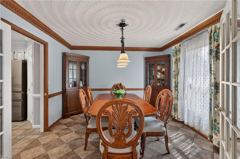 Photo 9 of 36 residential for sale in Chesapeake virginia Photo 9 of 36 residential for sale in Chesapeake virginia