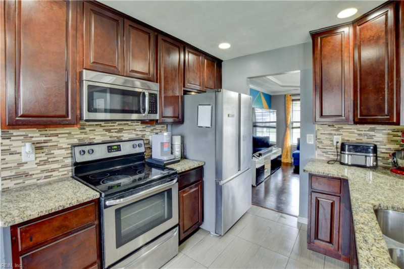 Photo 11 of 47 residential for sale in Chesapeake virginia Photo 11 of 47 residential for sale in Chesapeake virginia