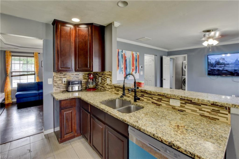 Photo 14 of 47 residential for sale in Chesapeake virginia Photo 14 of 47 residential for sale in Chesapeake virginia