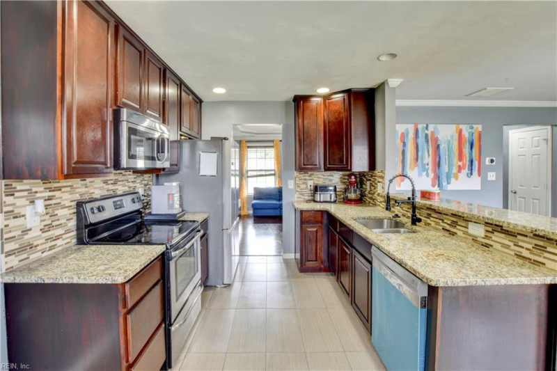 Photo 16 of 47 residential for sale in Chesapeake virginia Photo 16 of 47 residential for sale in Chesapeake virginia