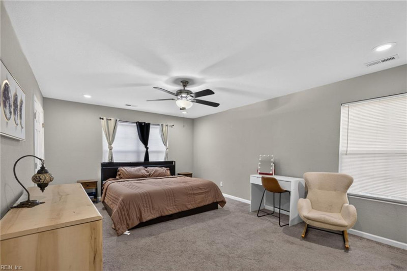 Photo 18 of 34 residential for sale in Norfolk virginia